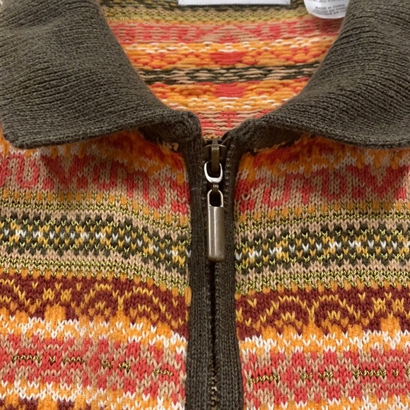 Colorful Patterned Sweater - Picture 4 of 7